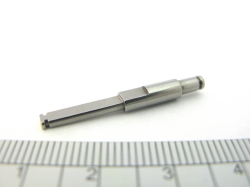 SUS420F 通信機器部品